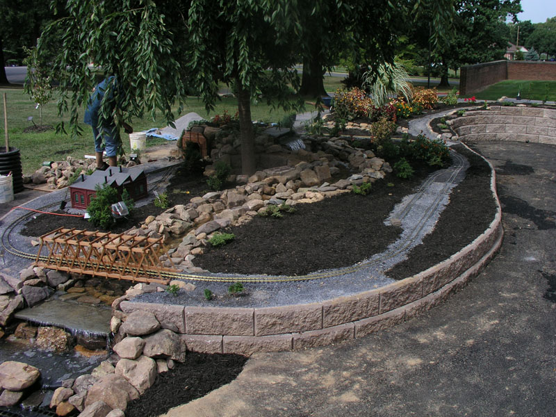 2005 Western Md train garden building part 2 031