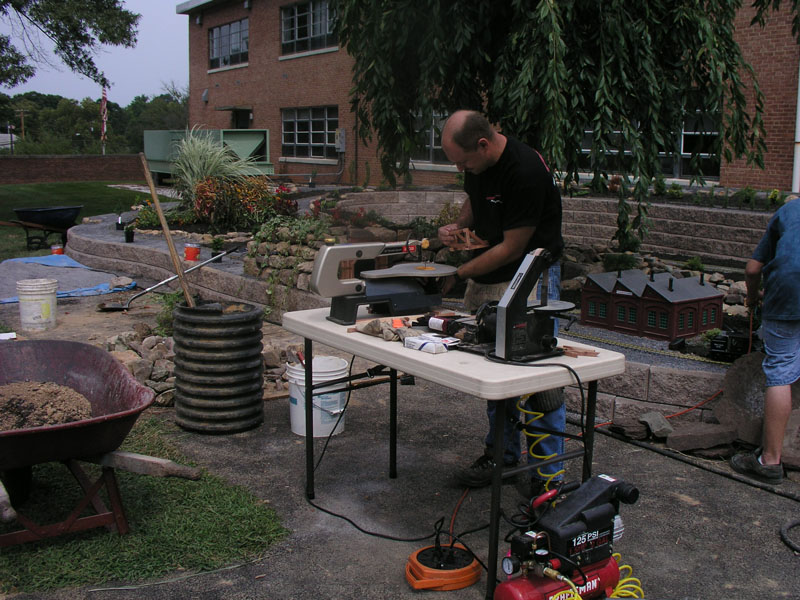 2005 Western Md train garden building part 2 034